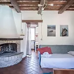 Goccia Di Luna Agroturismo