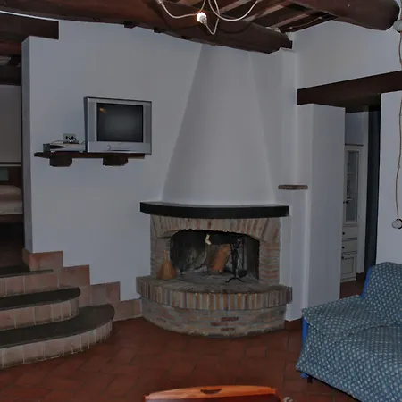 Goccia Di Luna 艾姆波蒂德