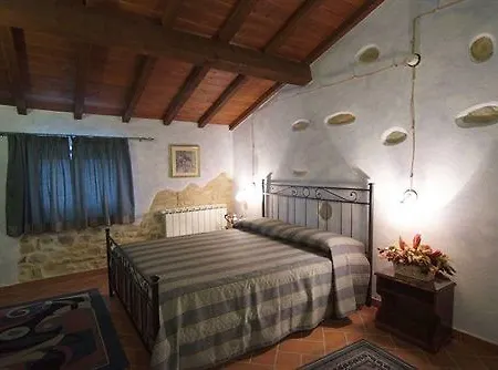 Alloggio per agriturismo Goccia Di Luna *
